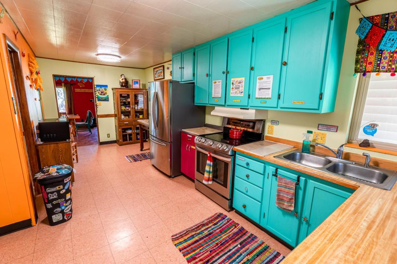 The Wanderlust Hostel Gunnison Dış mekan fotoğraf